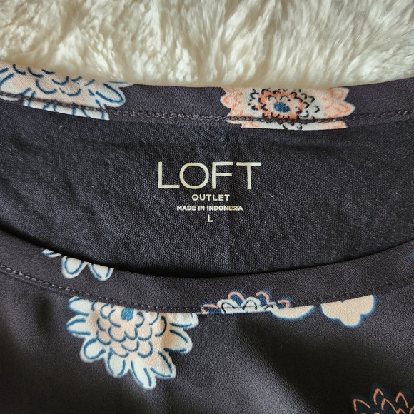 Loft Outlet Women's Black Floral Tank, Size Large - Picture 5 of 8